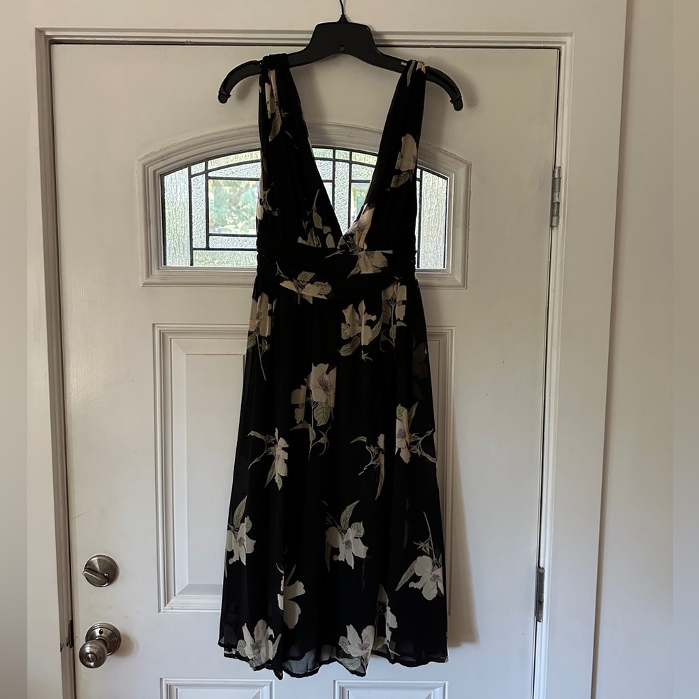 lulus black plunge midi dress